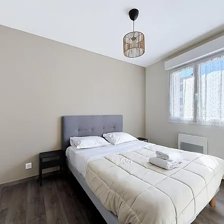 2 Au Rdc 12 Pers 4 Appartement *